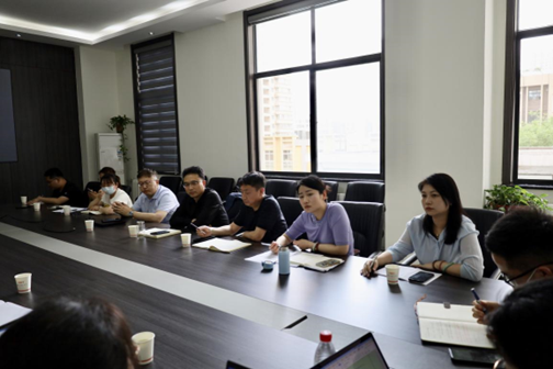 集團公司領導一行蒞臨電子所調(diào)研指導工作